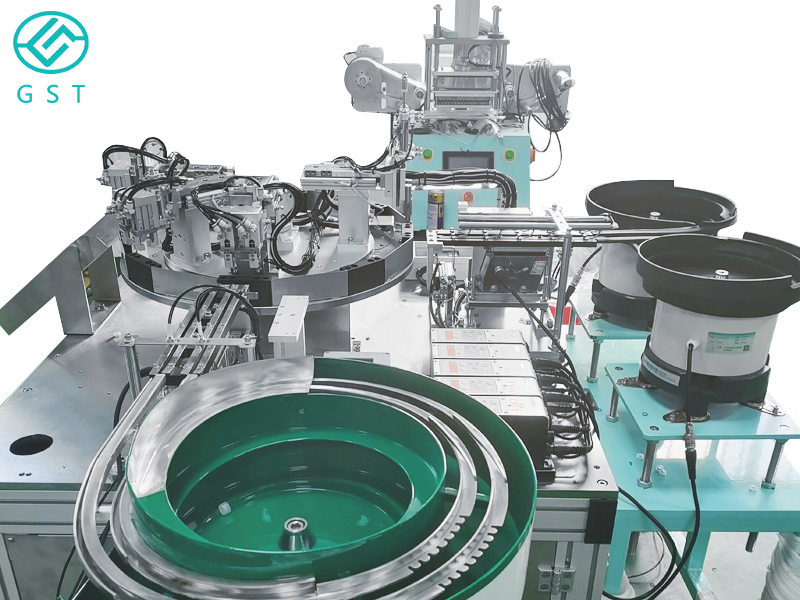 Automatic assembly machine for O-ring sealing gaskets for hardware fittings