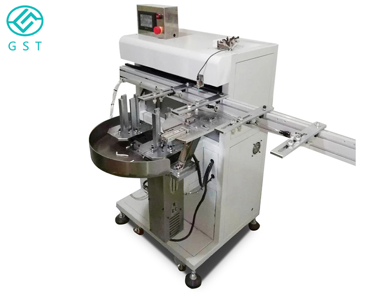 Automatic pick-and-place robot for punching machineAutomatic loading robot for intelligent manufacturing